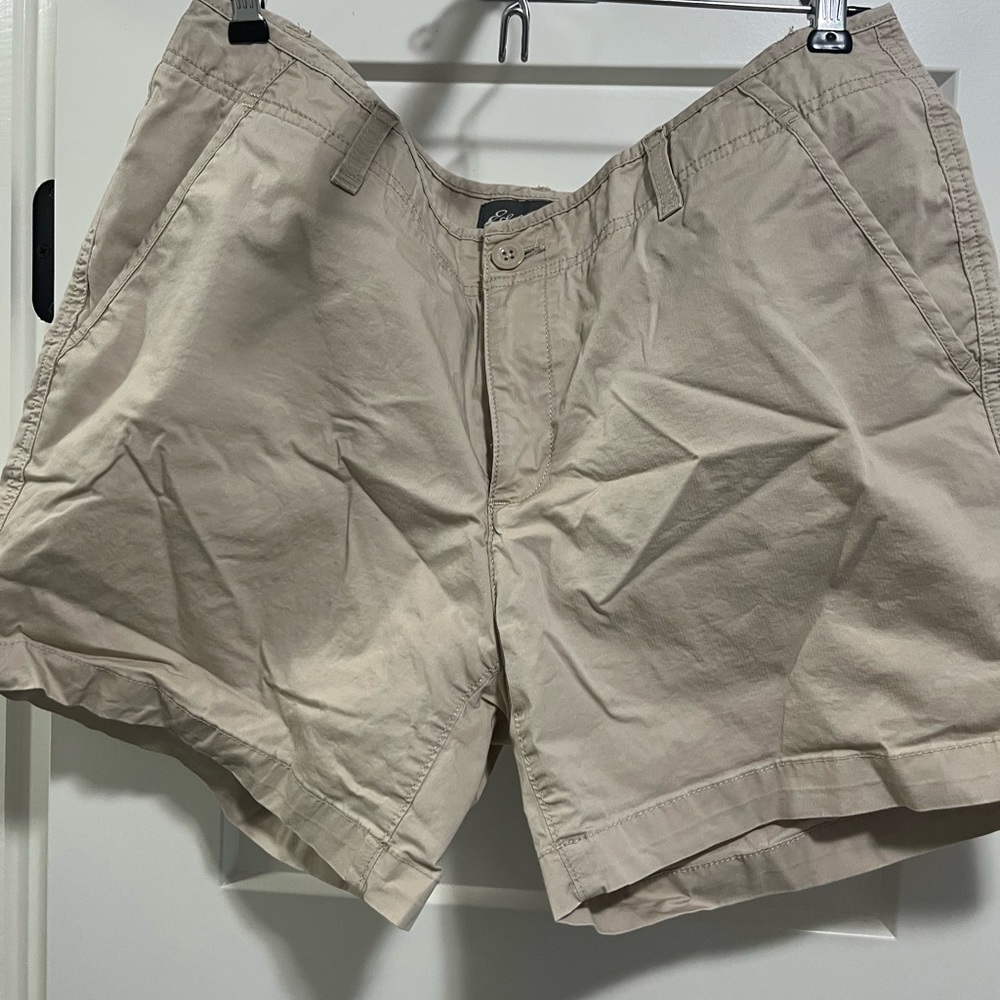 Eddie Bauer womens khaki shorts. Inseam is 5 inches.